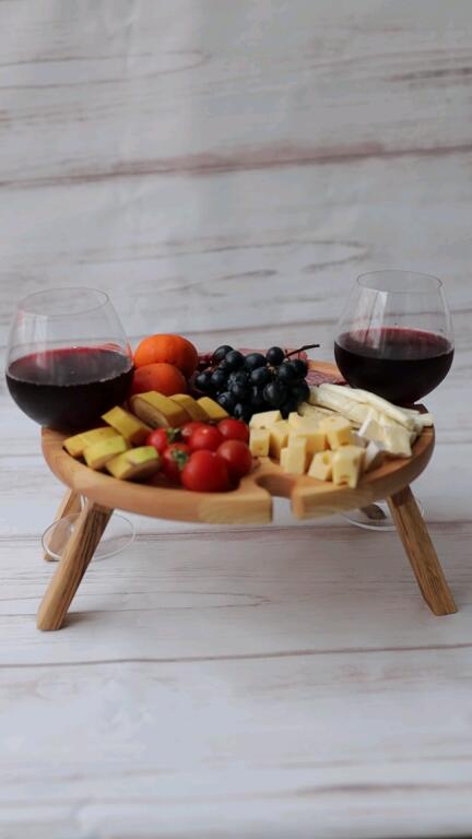 Stolik na wino i przekąski OKRĄGŁY (4)