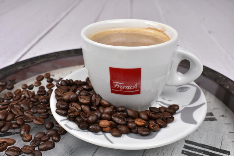 Jubilarna Original kawa mielona 250 g marki FRANCK – klasyczna chorwacka kawa o intensywnym aromacie.